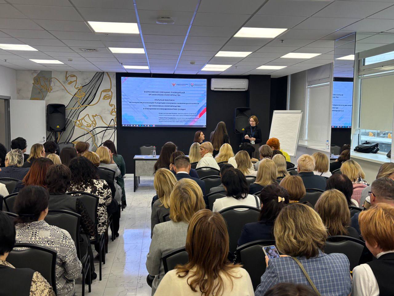 Дагестан – в тройке лидеров среди регионов России по сокращению числа сирот.