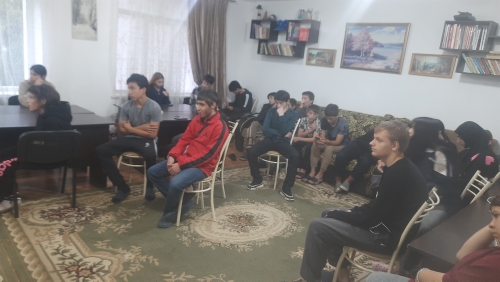 Литературная гостиная с воспитанниками детского дома.