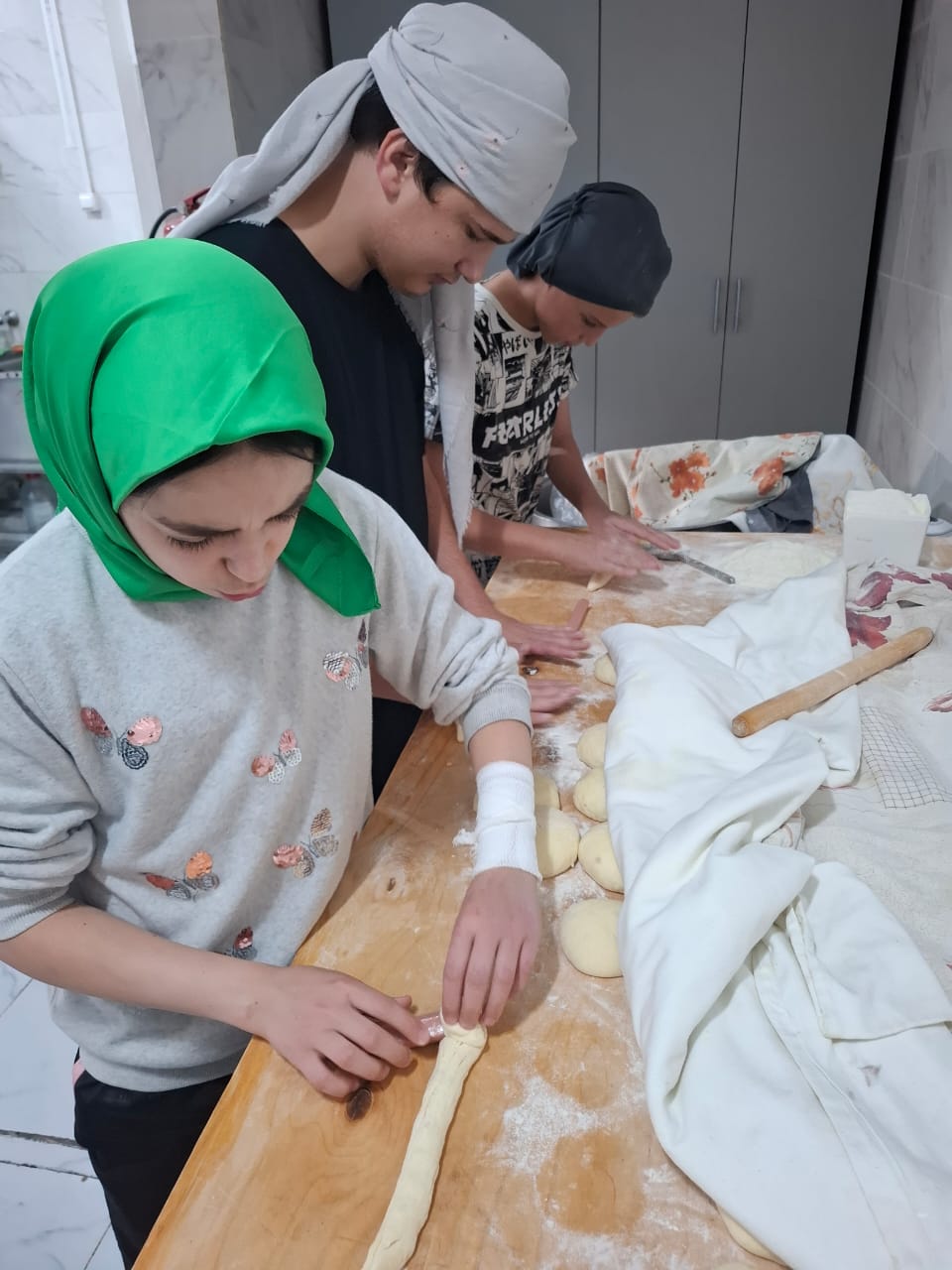 Воспитанники Детского дома №7 развивают свои таланты на кухне.