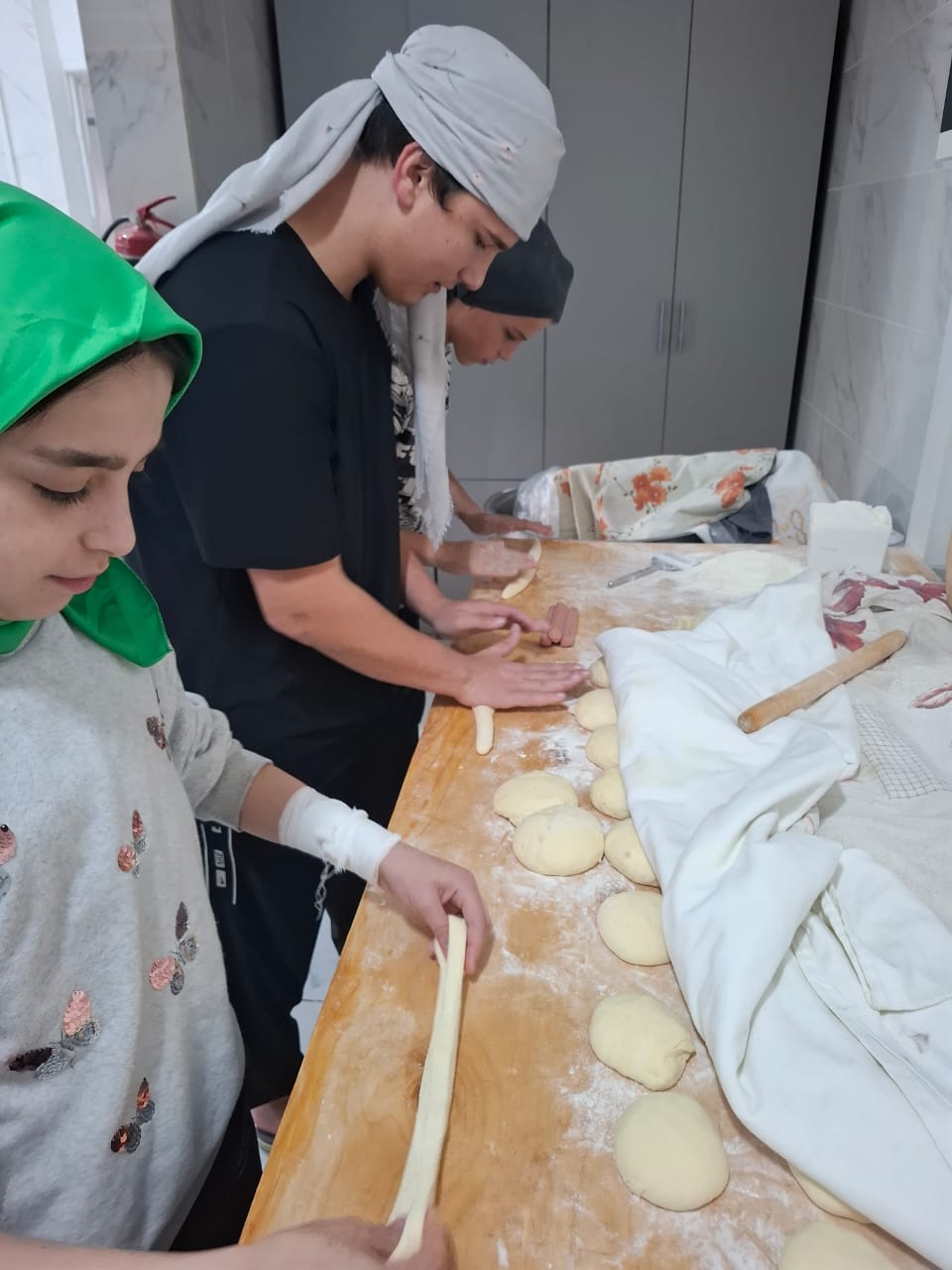 Воспитанники Детского дома №7 развивают свои таланты на кухне.