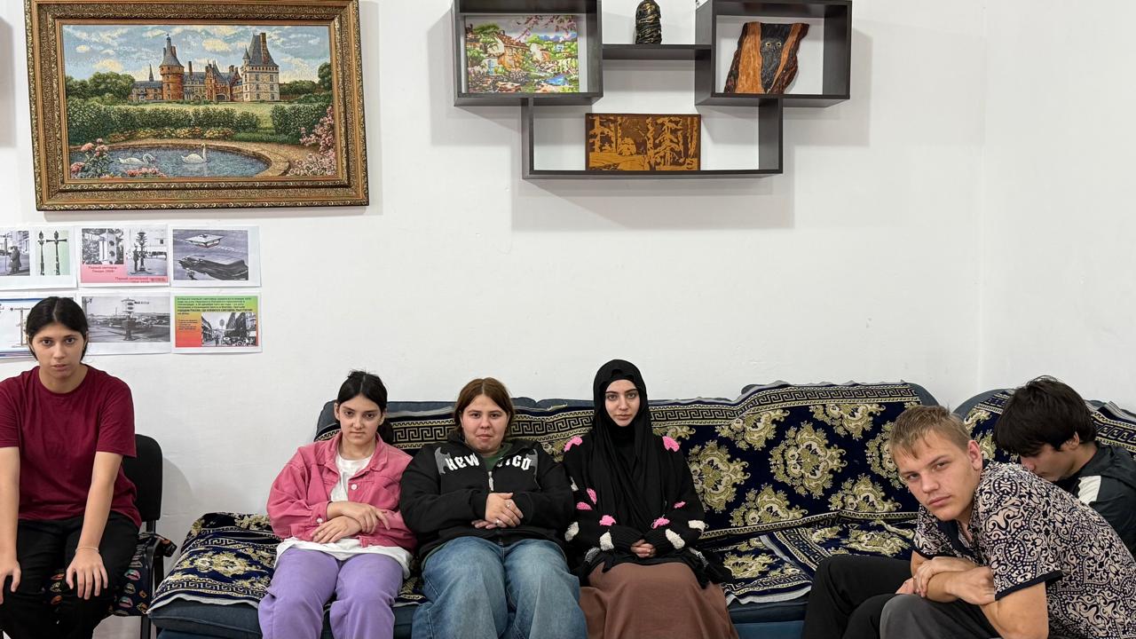 Беседа с воспитанниками детского дома №7 «Появление светофора на дорогах»