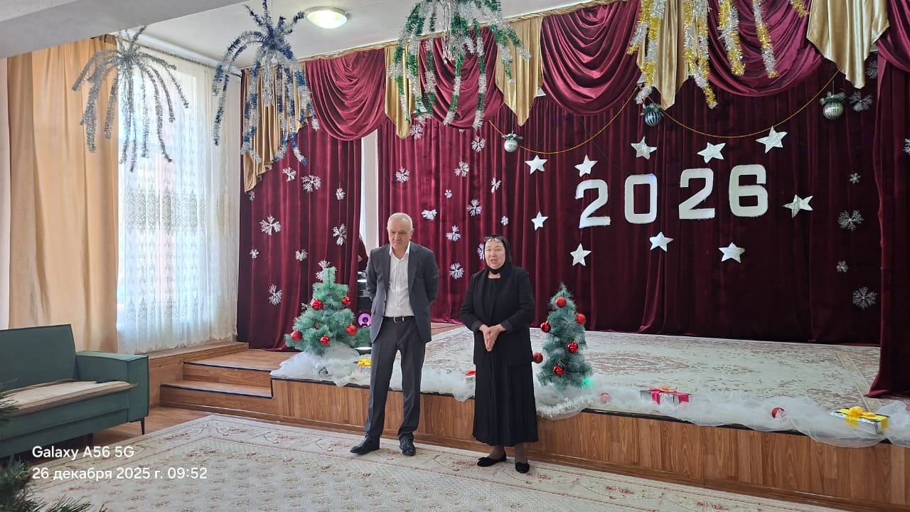 Сегодня Министр внутренних дел по РД Абдурашид Магомедович Магомедов в «Детском доме№7» Министерства труда и социального развития РД,