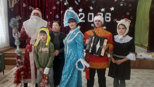 ГУ МВД России по СКФО  из Ханкалы  приехали поздравить детей детского дома с Новым годом.